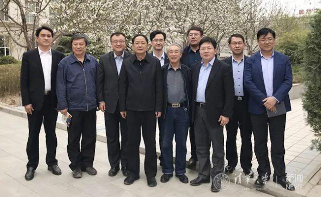 欧阳坚的最新温馨日常故事更新今日资讯